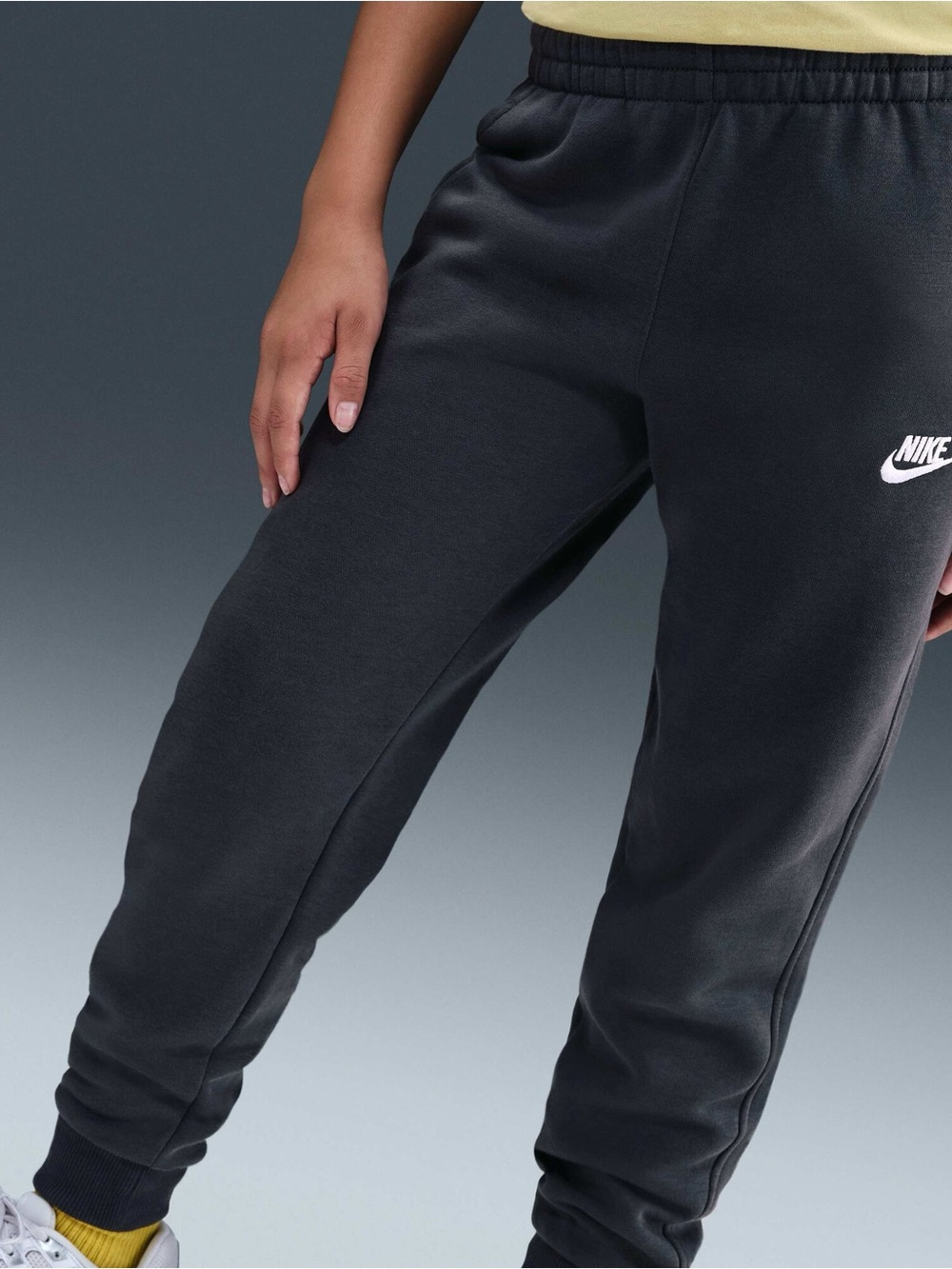 Women’s Nike Sweats 🖤